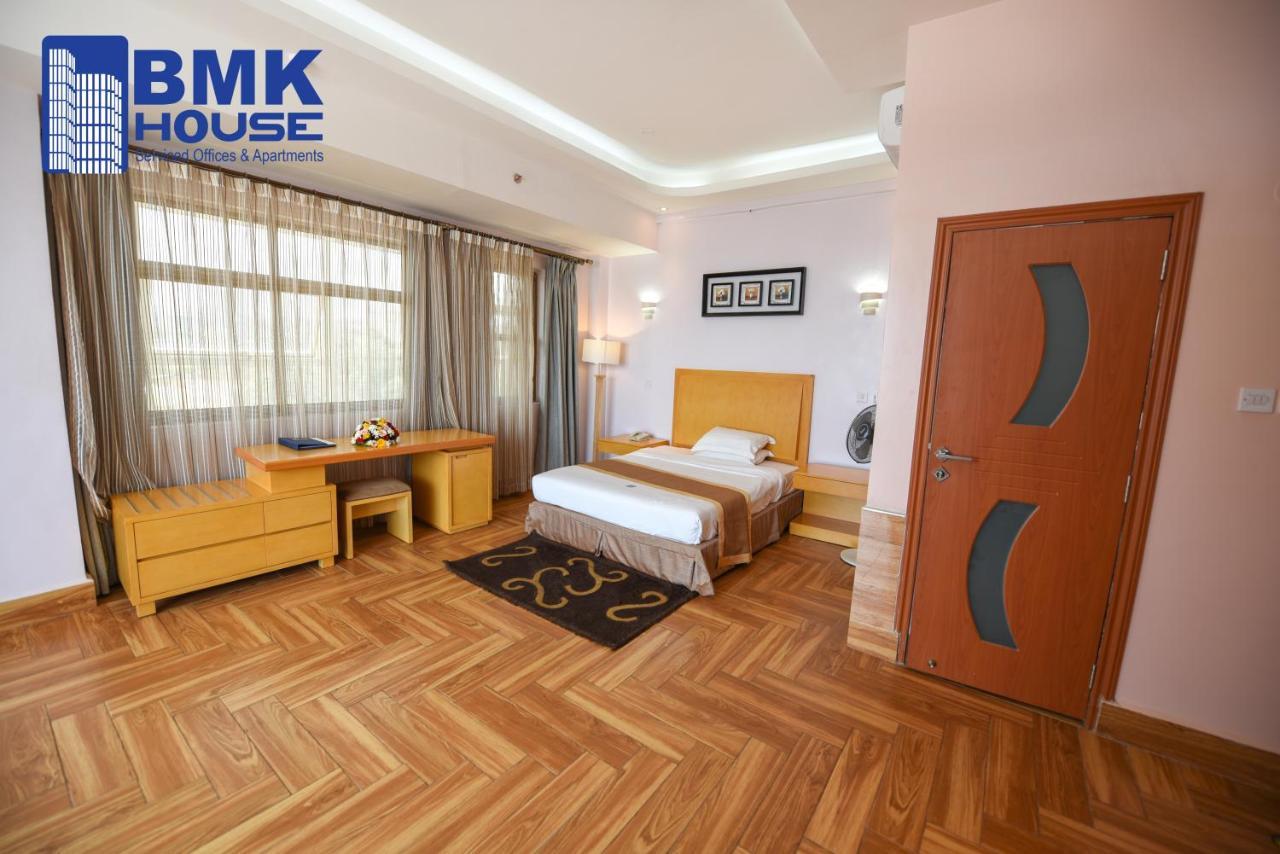 Bmk House Apartments Kampala Exterior photo