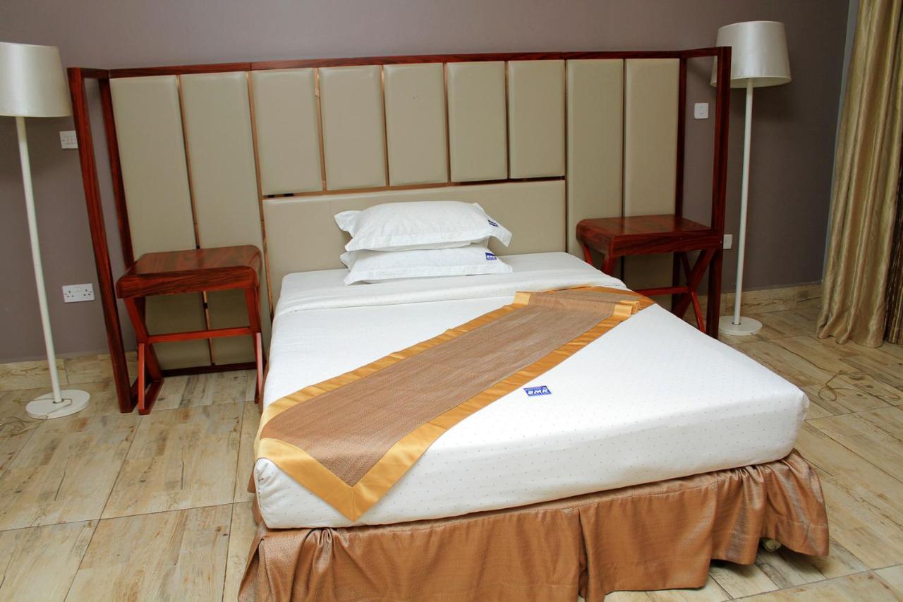 Bmk House Apartments Kampala Exterior photo